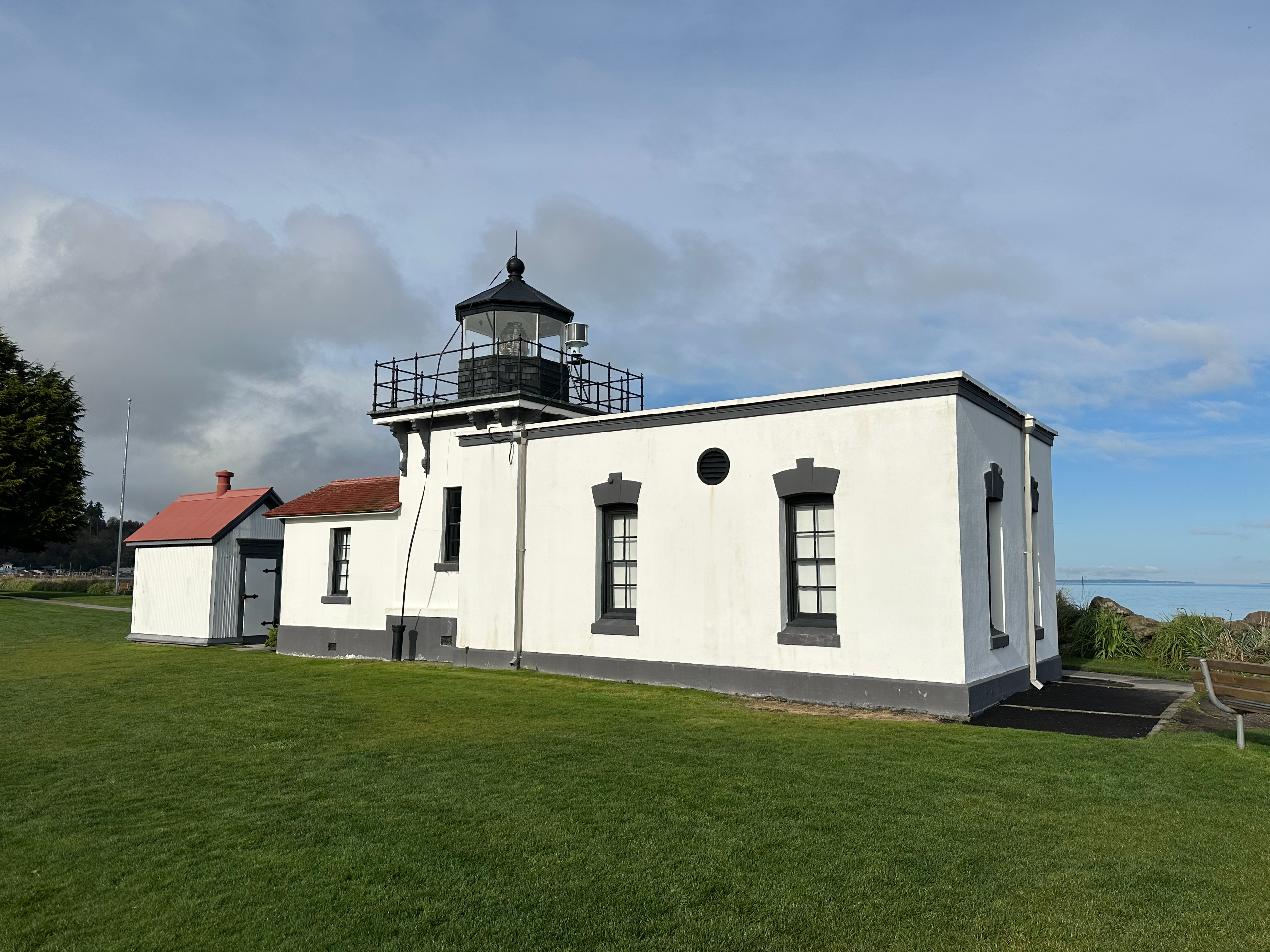 Hansville, WA shoreline